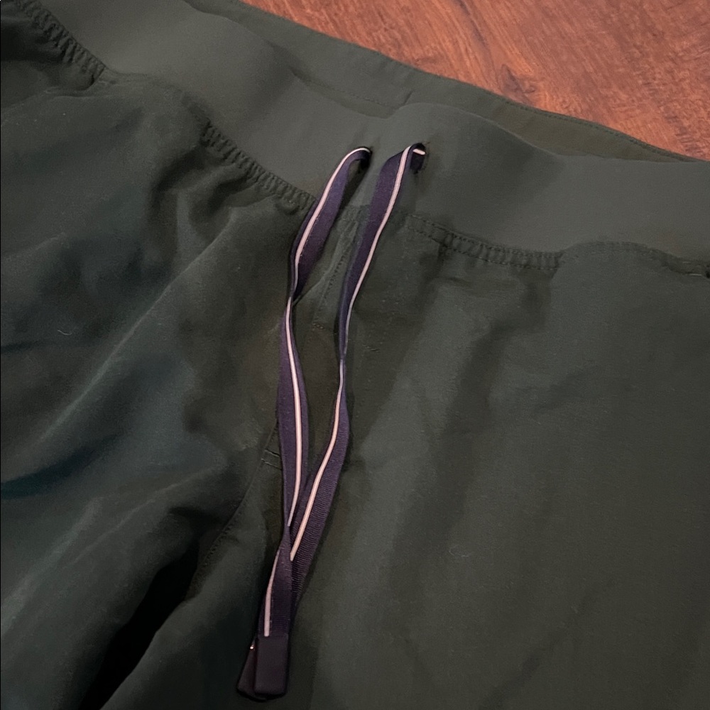 Figs XXL Dark Green Scrubs - Picture 2 of 6
